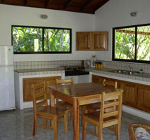 cabinakitchen.jpg